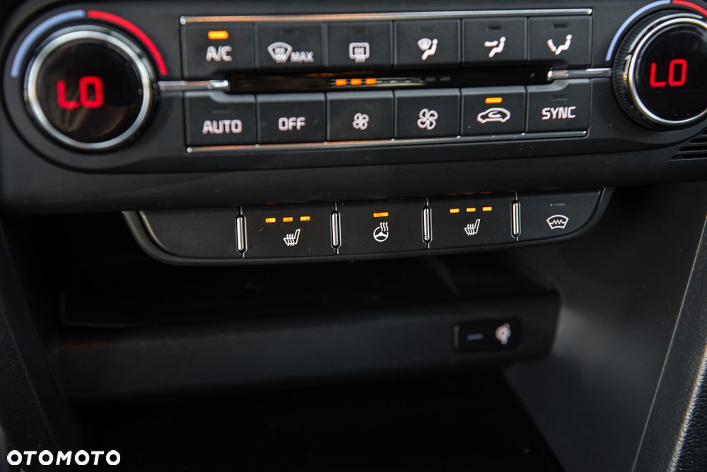 Kia ProCeed 1.6 T-GDI GT - 27