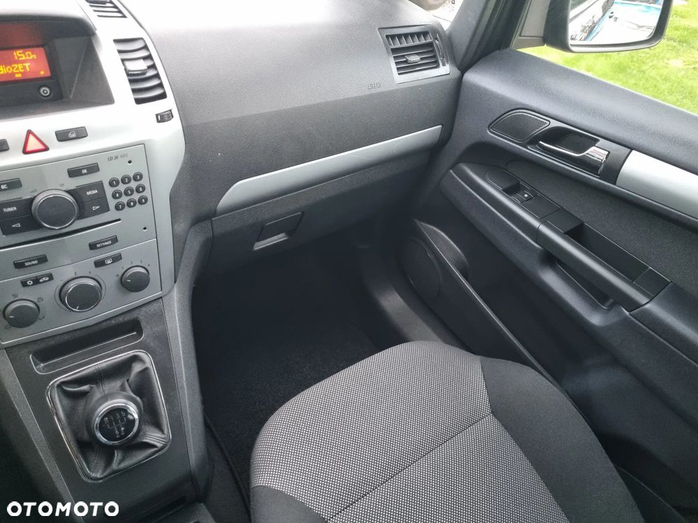 Opel Zafira 1.6 ECOFLEX Family Plus - 11