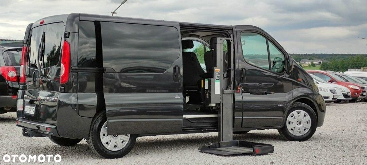 Opel Vivaro - 1