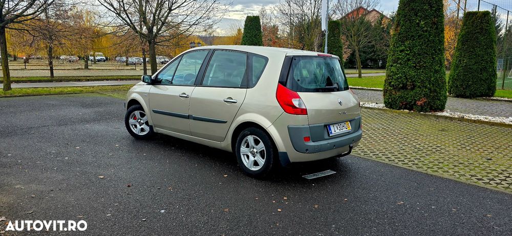 Renault Scenic - 7