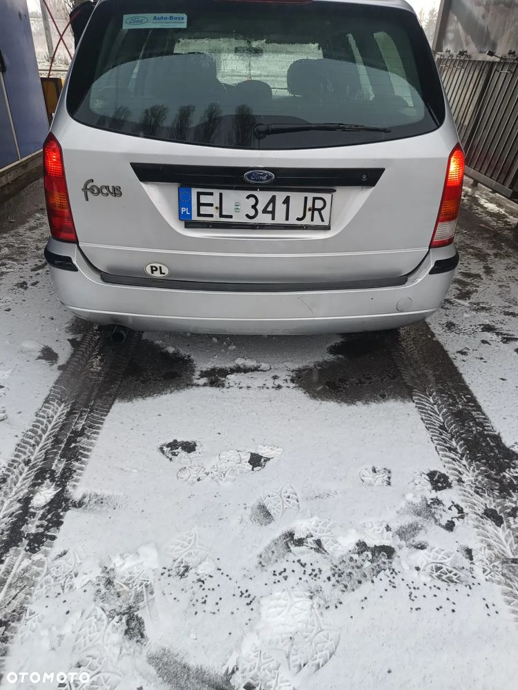 Ford Focus 1.6 16V Titanium - 4