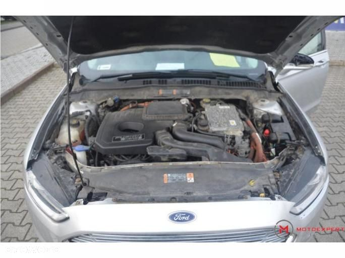 Ford Fusion - 6