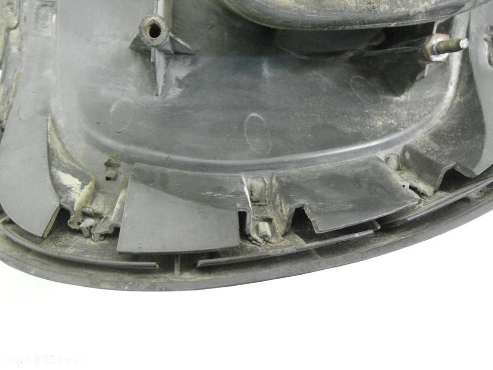 LAMPA LEWA TYLNA NISSAN TERRANO II (R20) 268550X000 - 7