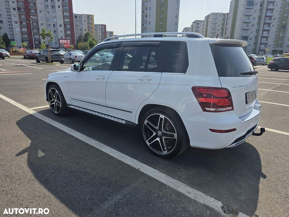 Mercedes-Benz GLK - 2