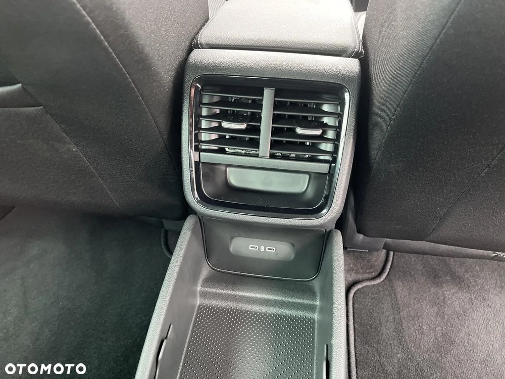 Skoda Octavia 1.5 TSI mHEV Selection DSG - 21