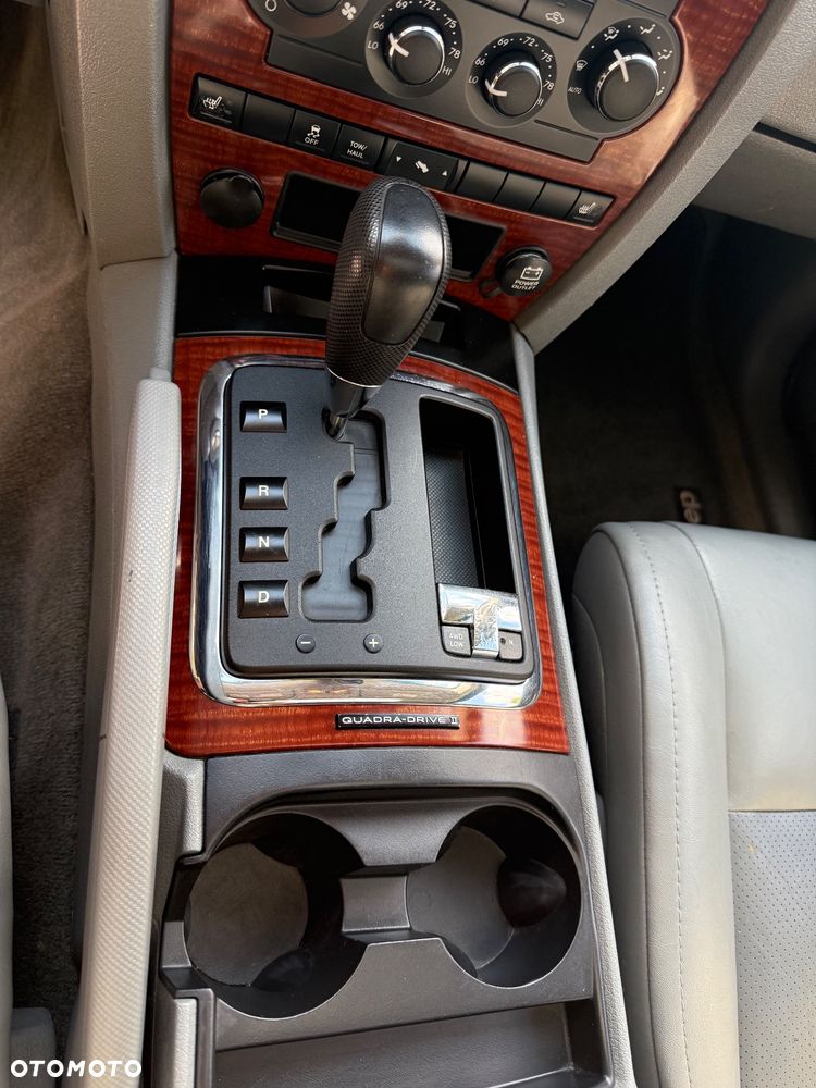 Jeep Grand Cherokee 5.7 V8 Limited Executive - 24