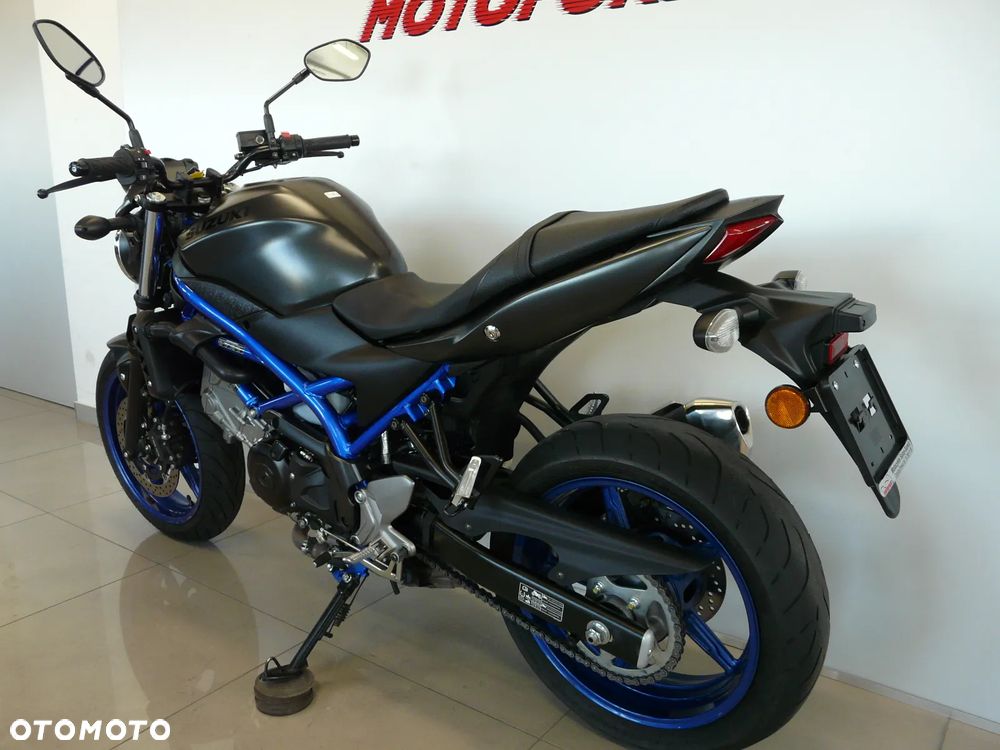 Suzuki SV - 15
