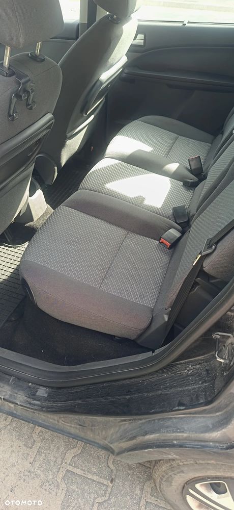 Ford Focus C-Max 1.6 TDCi Ambiente - 24