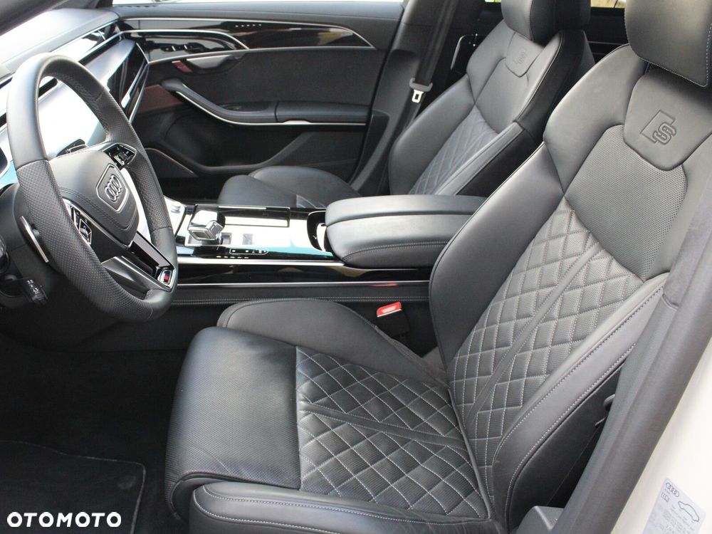Audi A8 - 13