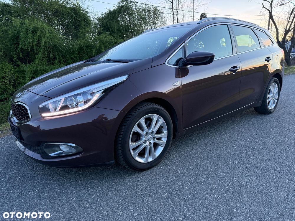 Kia Ceed 1.6 GDI Platinum Edition - 4