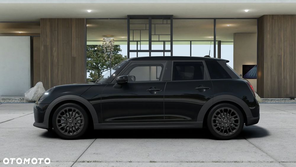 MINI Cooper C Blackyard - 2