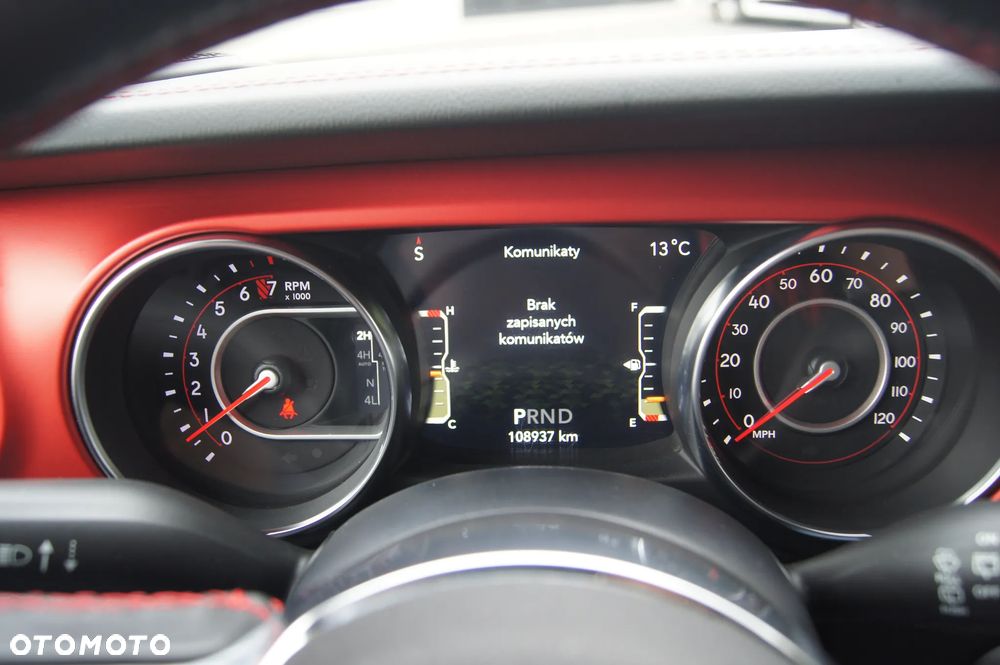 Jeep Wrangler - 11