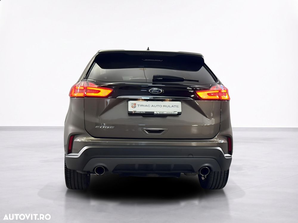 Ford Edge - 5