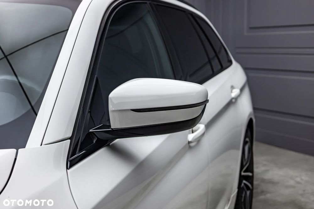 BMW Seria 5 520d xDrive mHEV M Sport sport - 36