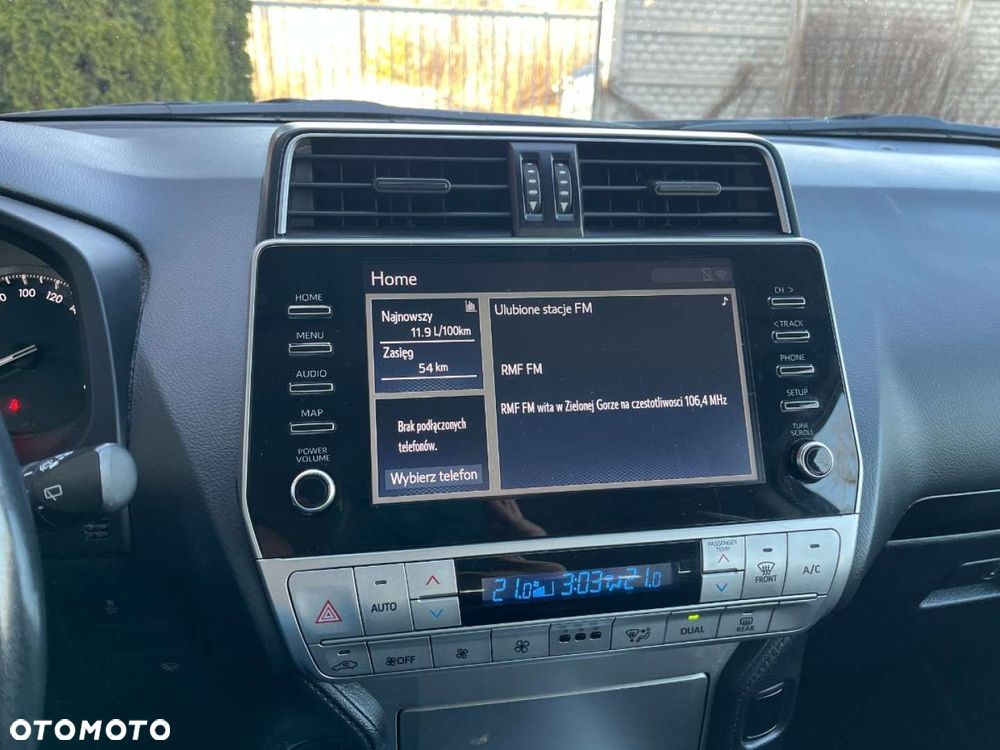 Toyota Land Cruiser - 11