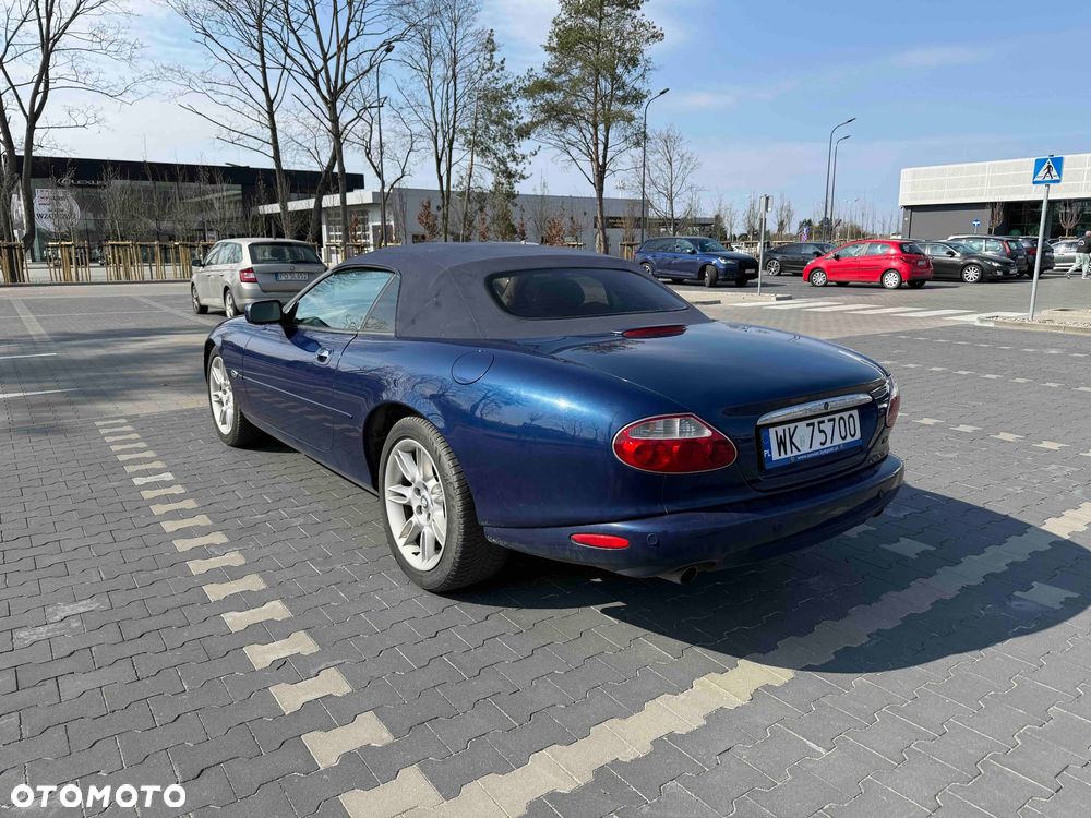 Jaguar XK8 - 9