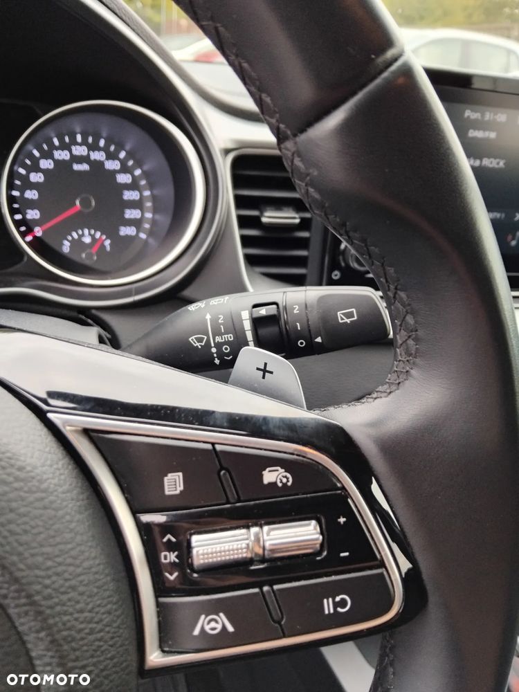 Kia XCeed 1.5 T-GDI M DCT - 13