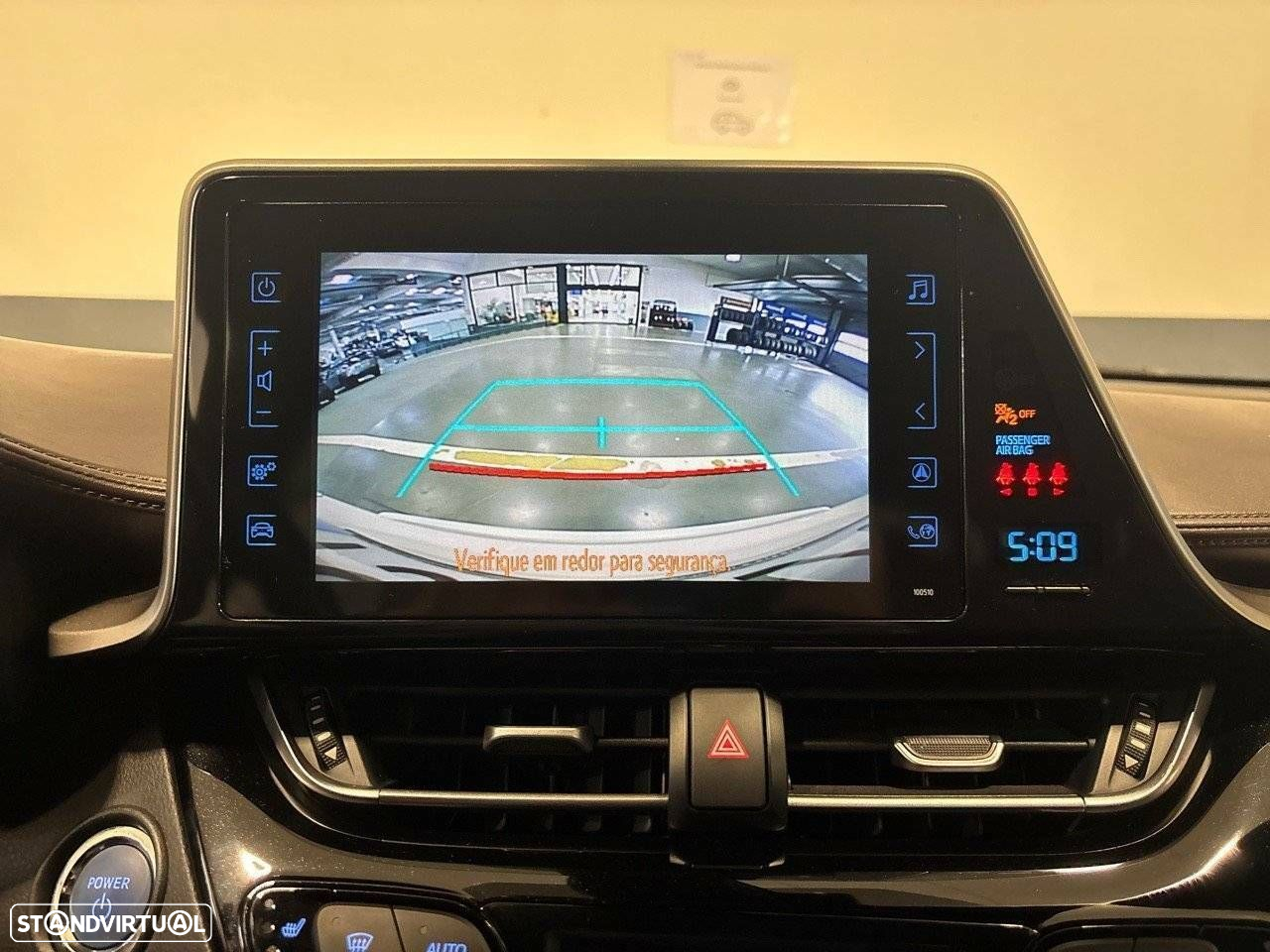 Toyota C-HR 1.8 Hybrid Exclusive+P.Luxury - 16