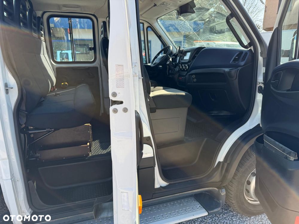 Iveco Daily 70C18 Pomoc drogowa Laweta 2018r Hi-Matic - 13