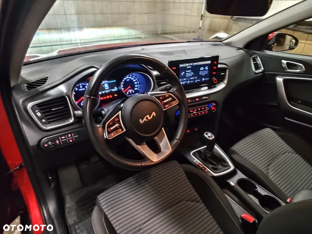 Kia XCeed 1.5 T-GDI M - 8