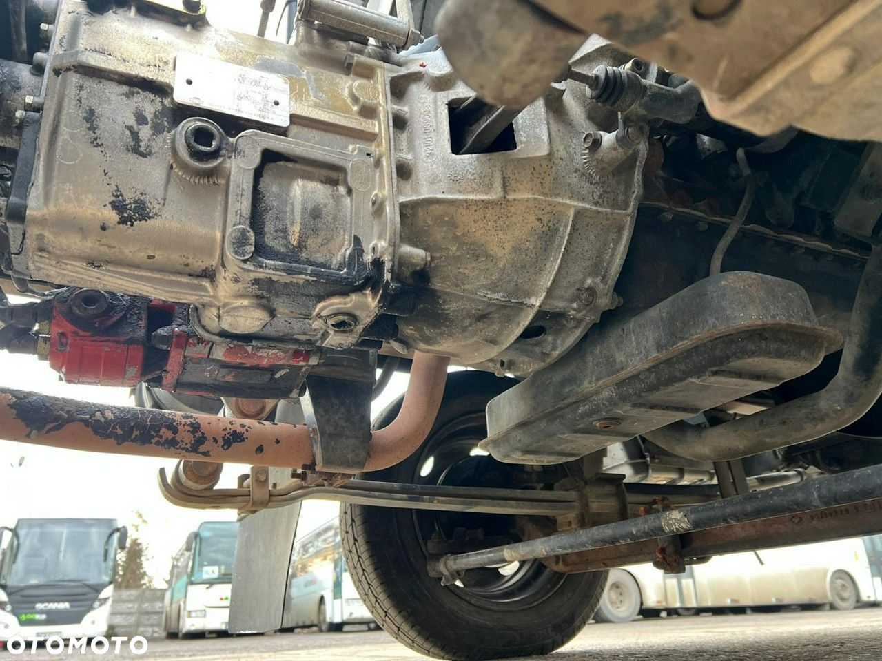 Nissan Atleon - 25