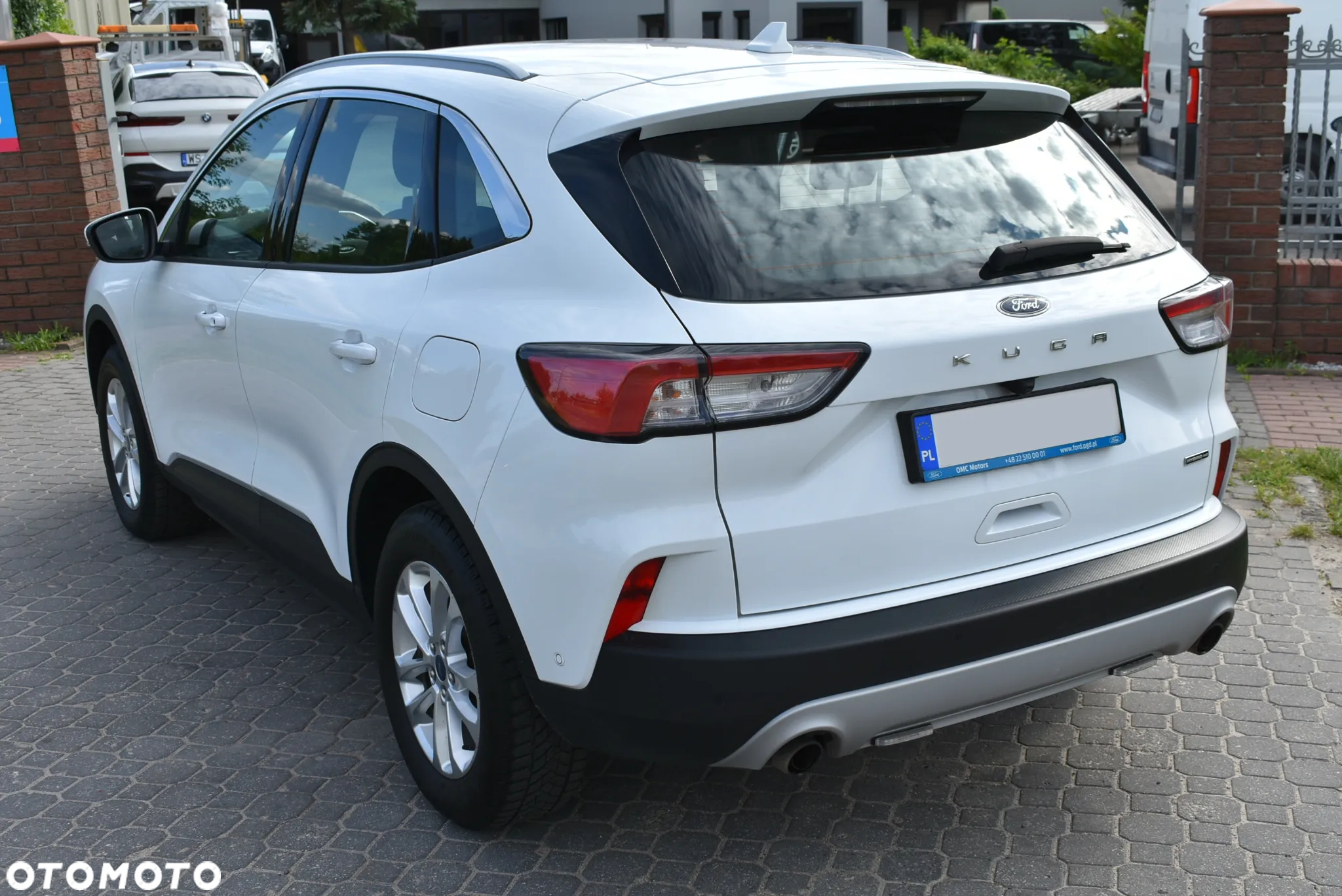 Ford Kuga 2.5 FHEV AWD Titanium - 13