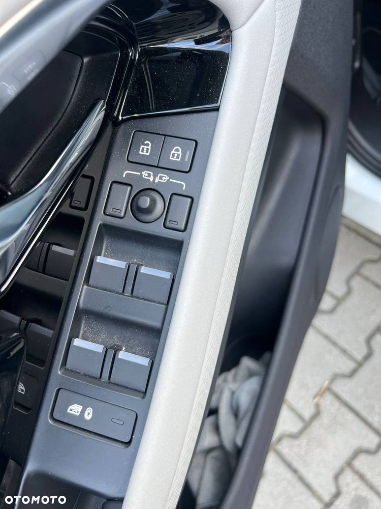 Land Rover Range Rover Evoque 2.0 D165 mHEV R-Dynamic SE - 17