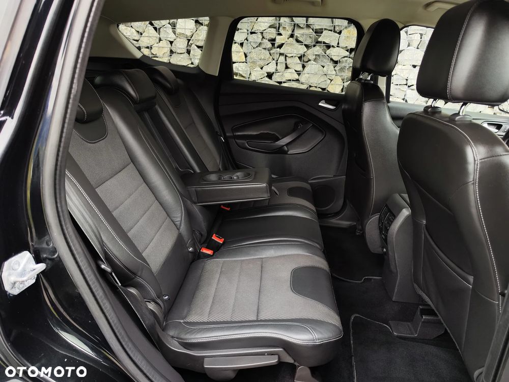 Ford Kuga 2.0 TDCi 2x4 Titanium - 8