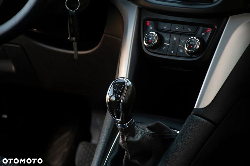 Opel Zafira 2.0 D (CDTI ecoFLEX) Start/Stop Active - 34