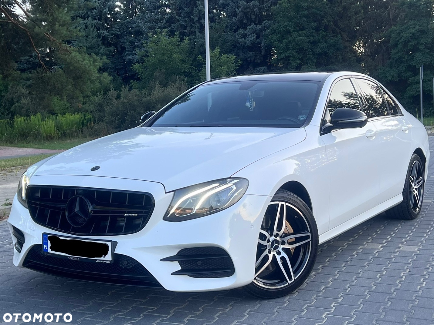 Mercedes-Benz Klasa E - 30