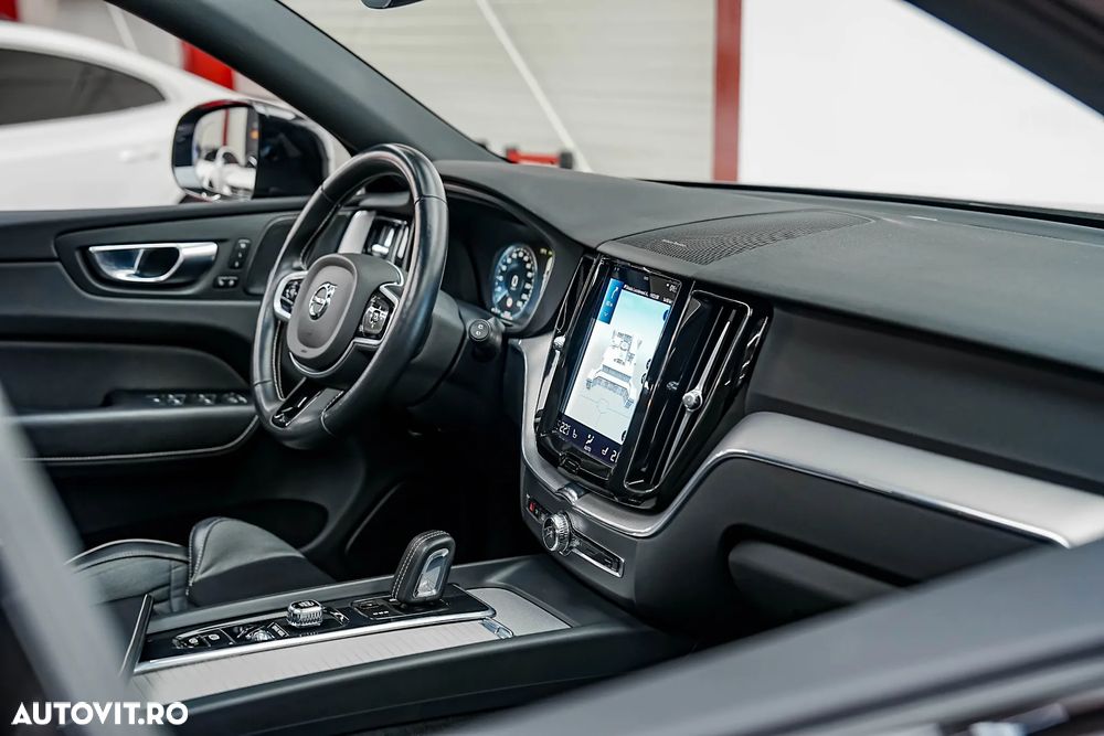 Volvo XC 60 B4 D AWD Geartronic RDesign - 16