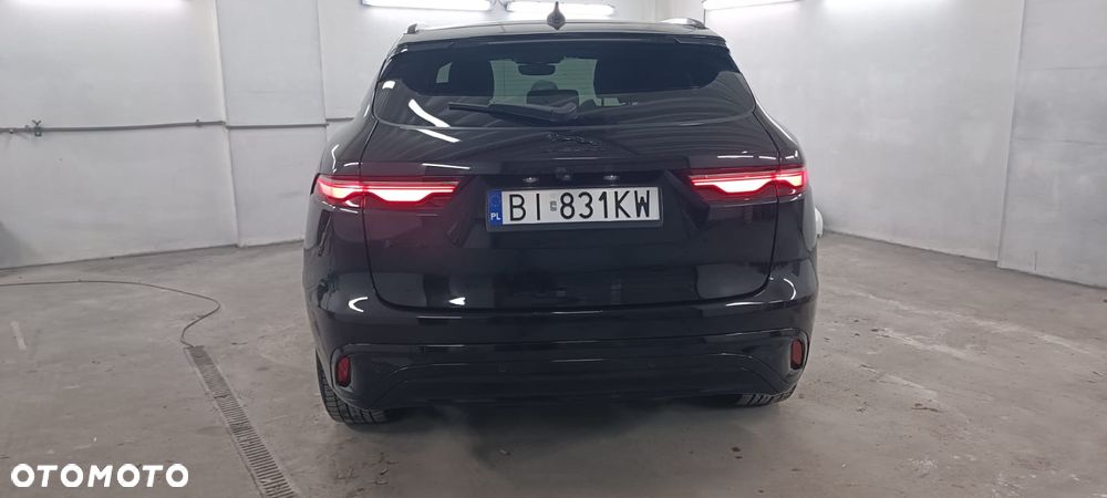 Jaguar F-Pace 2.0 P250 mHEV AWD R-Dynamic S - 27