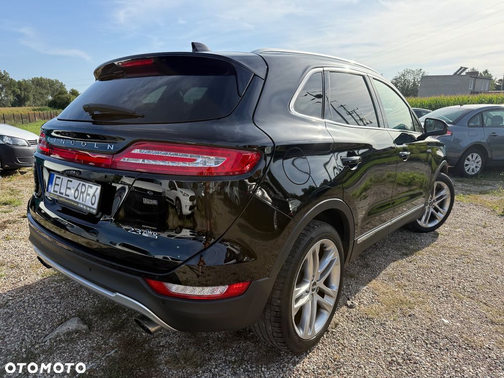 Lincoln MKC - 40