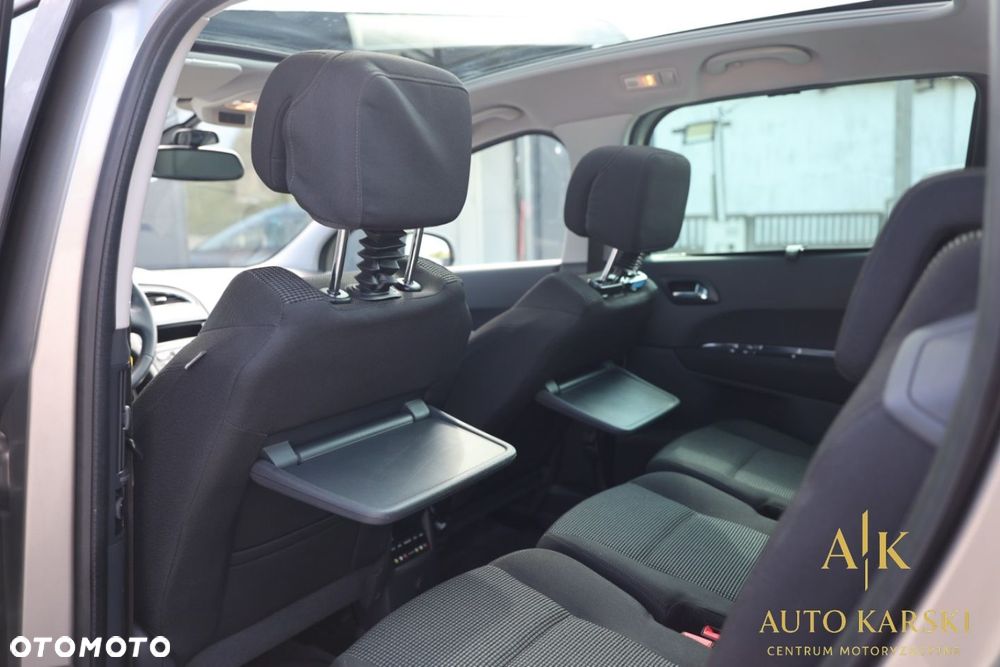Peugeot 5008 - 27