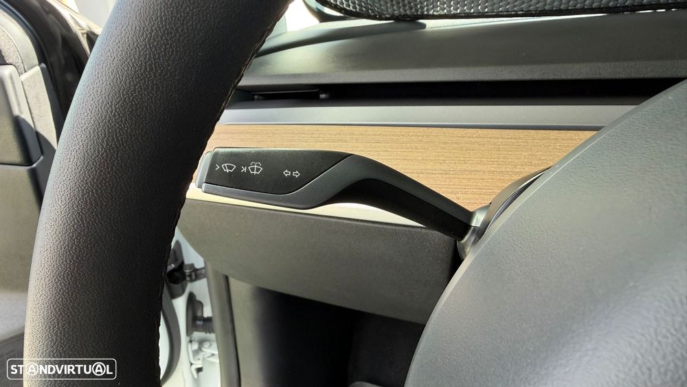 Tesla Model 3 Tração Traseira - 27