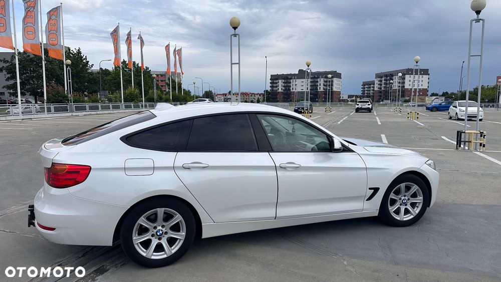 BMW 3GT - 3