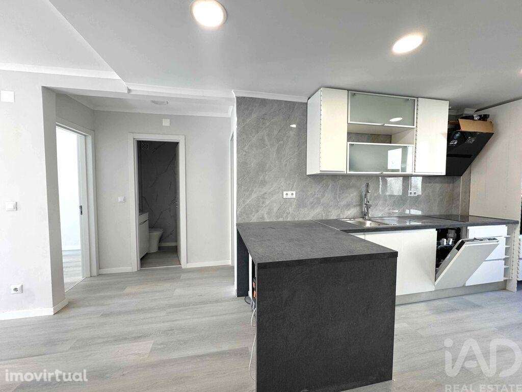 Apartamento T2 em Benfica de 56 m2 - Grande imagem: 5/24