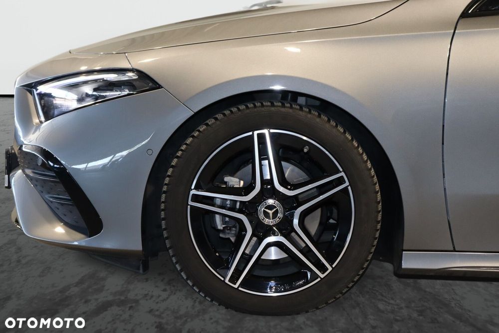 Mercedes-Benz Klasa A 200 AMG Line 7G-DCT - 7