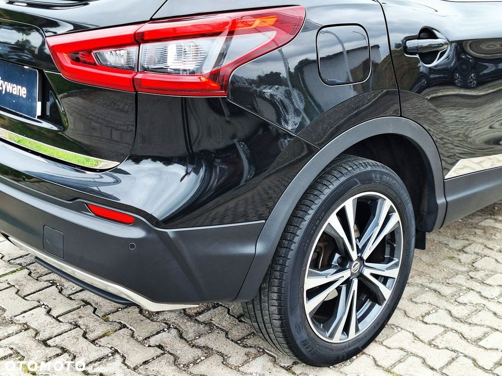 Nissan Qashqai 1.6 DIG-T N-Connecta - 34