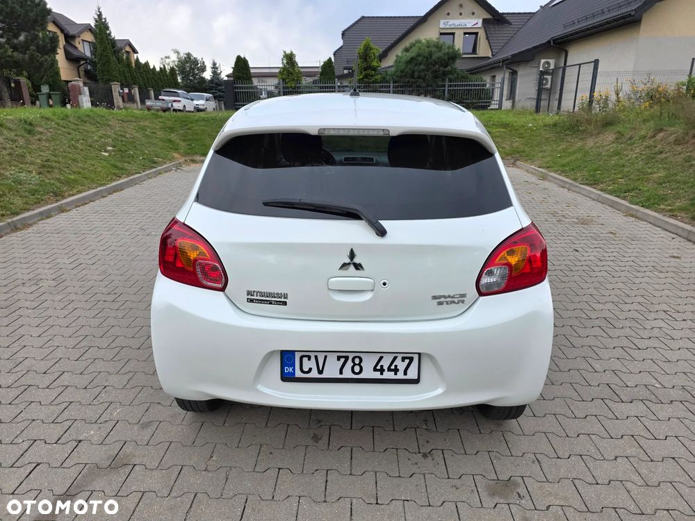 Mitsubishi Space Star - 12