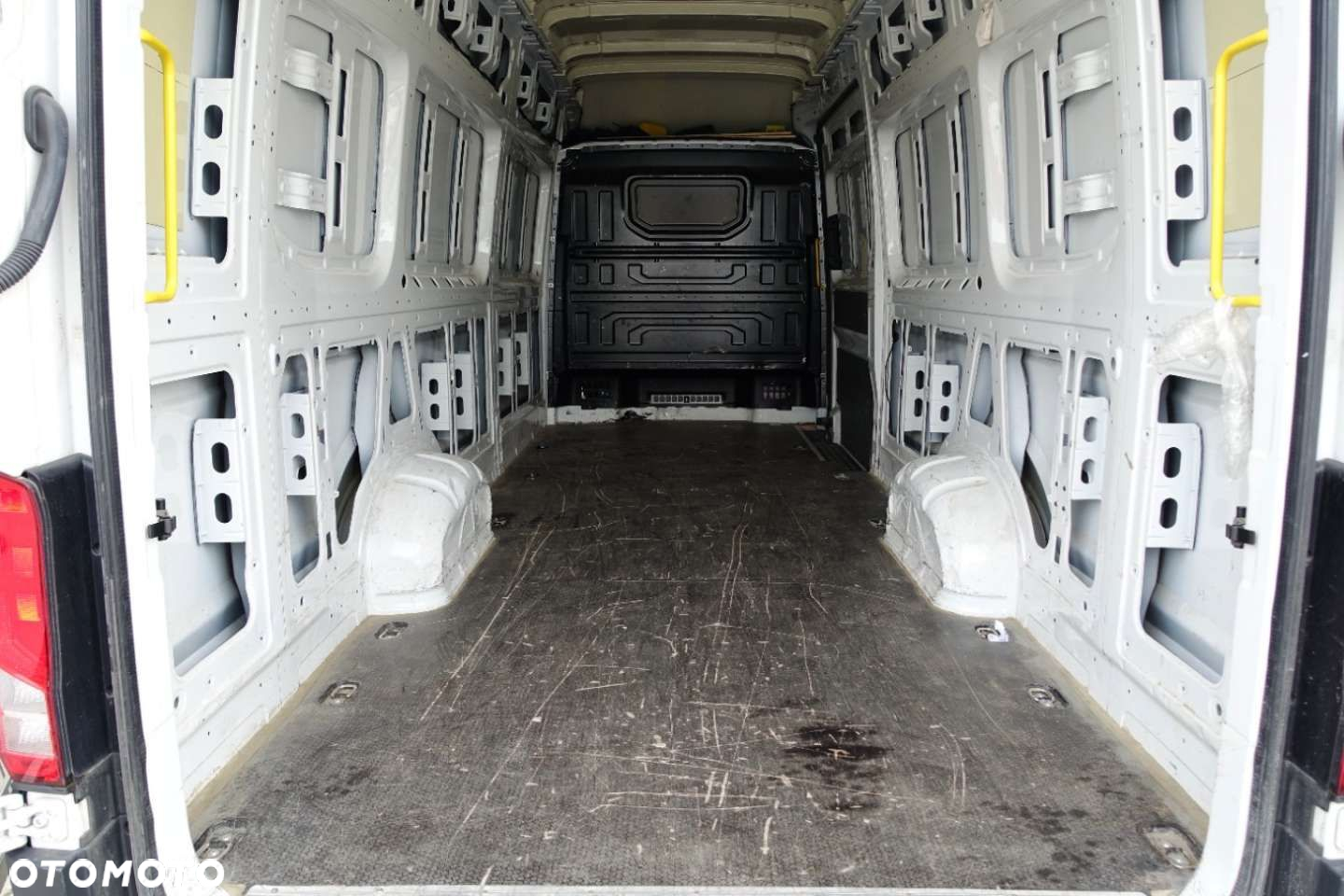 Volkswagen Crafter - 6