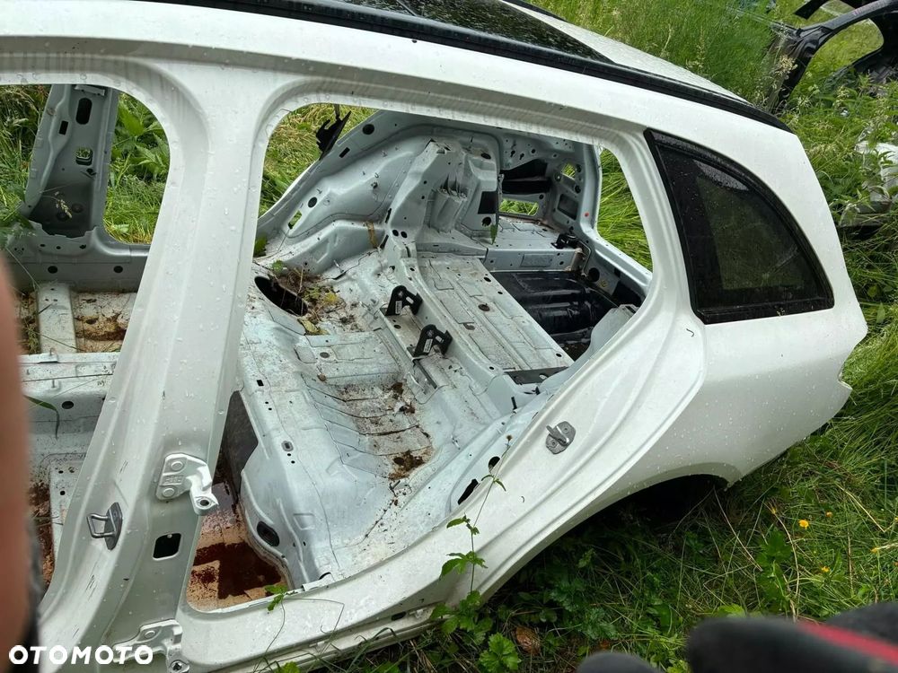ĆWIARTKA KOMPLETNY TYŁ BŁOTNIKI WANNA PAS TYLNY MERCEDES BENZ W205 KOMBI - 3