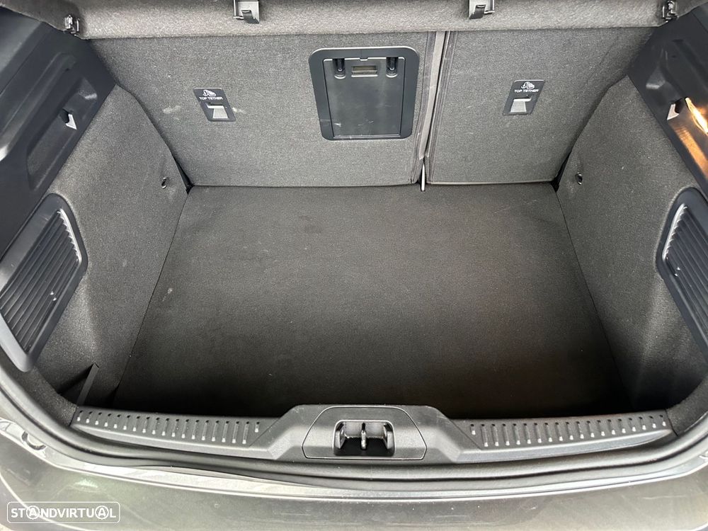 Ford Focus 1.0 EcoBoost MHEV ST-Line - 8