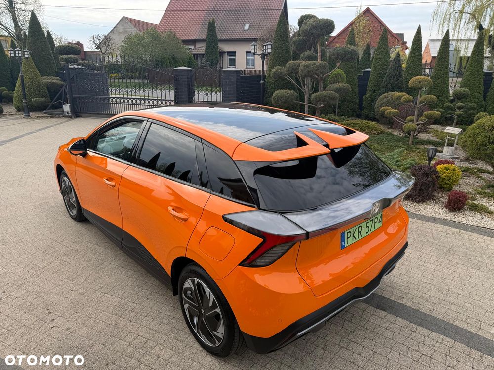 MG 4 Luxury 64 kWh - 26