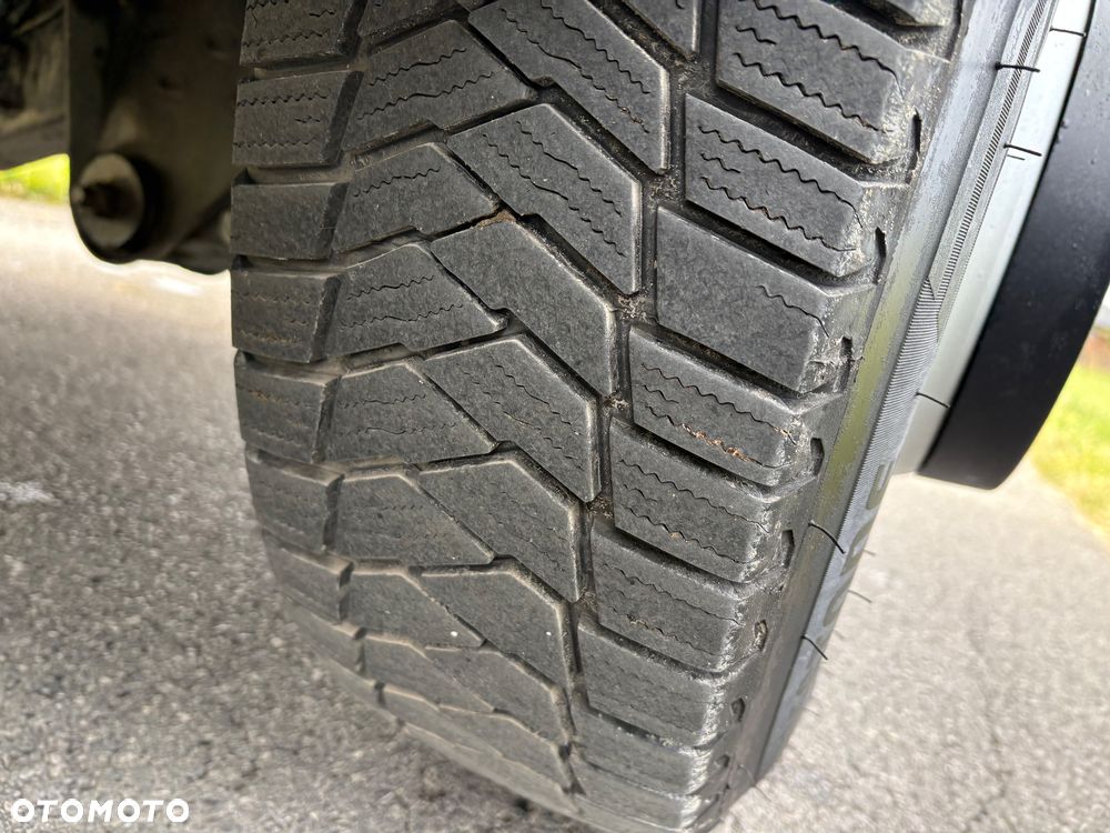 Iveco DAILY 70C17/Wywrot na 3strony/DMC 7000Kg/Żuraw/Klima/Super stan - 23