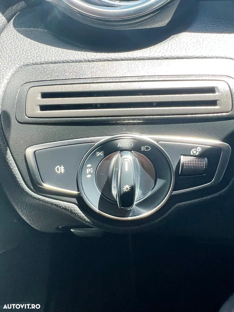 Mercedes-Benz C - 28