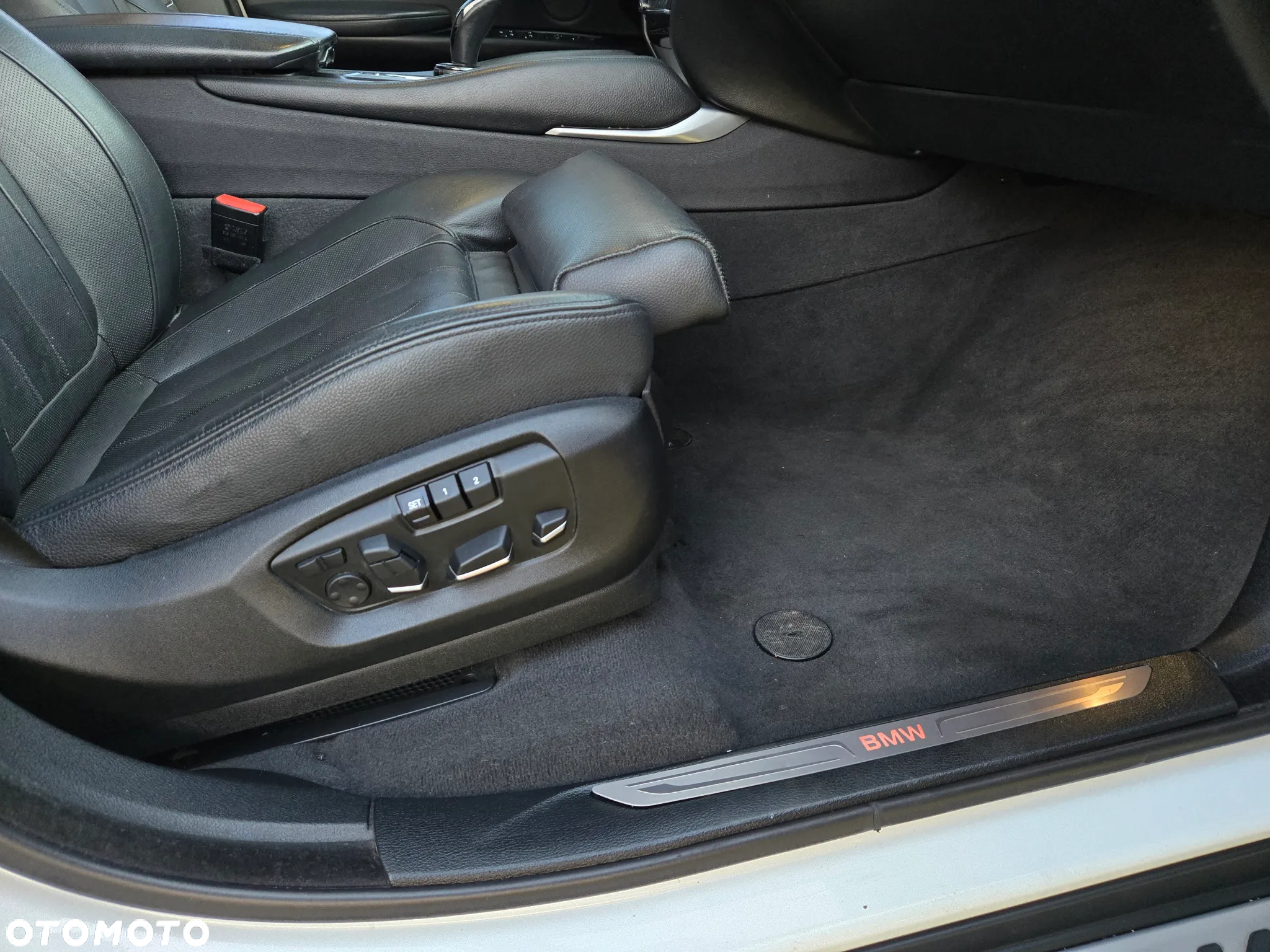 BMW X6 xDrive50i - 22