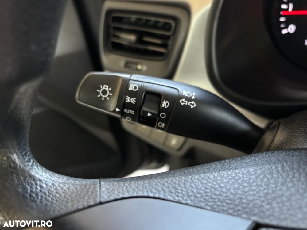 Kia Rio 1.2 MPI 5MT Urban - 20