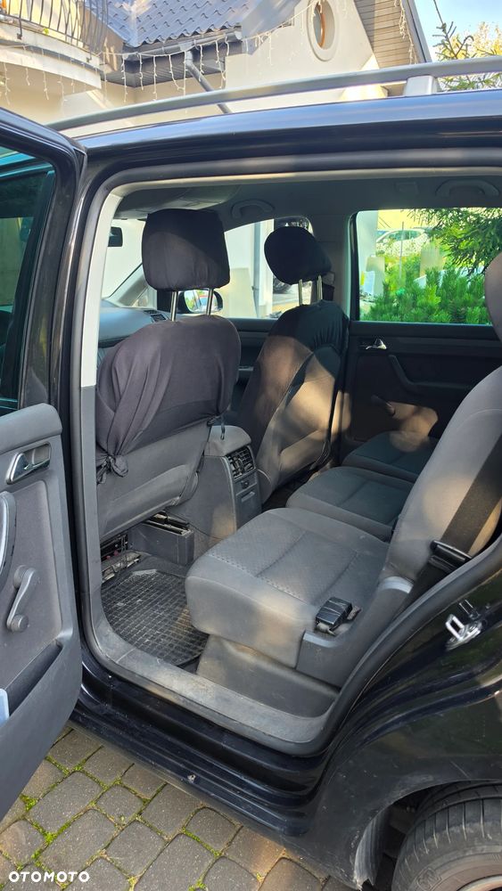 Volkswagen Touran 1.9 TDI Trendline - 6