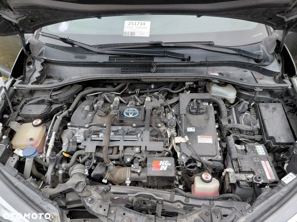 Toyota C-HR Business-Edition - 9